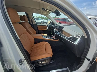 2026 BMW X7 xDrive40i – miniatura 8