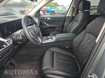 2026 BMW X7 xDrive40i - miniatura 13
