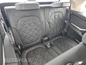 2026 BMW X7 xDrive40i - miniatura 20