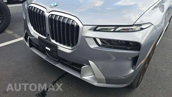 2026 BMW X7 xDrive40i - miniatura 27