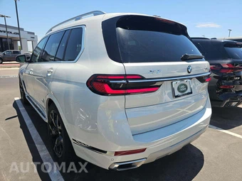 2026 BMW X7 xDrive40i - miniatura 2