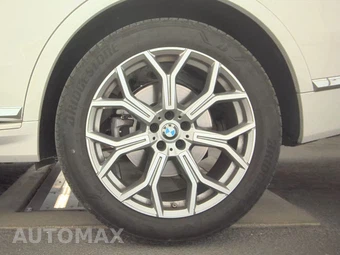 2026 BMW X7 xDrive40i – miniatura 12
