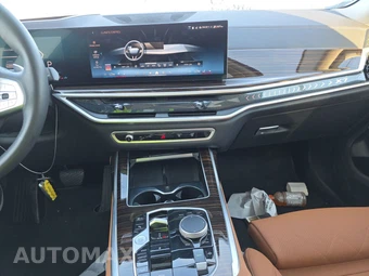2026 BMW X7 xDrive40i – miniatura 17