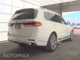 2026 BMW X7 xDrive40i – miniatura 5