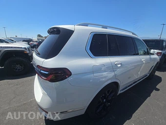 2026 BMW X7 xDrive40i – miniatura 4