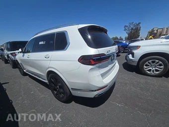 2026 BMW X7 xDrive40i – miniatura 6