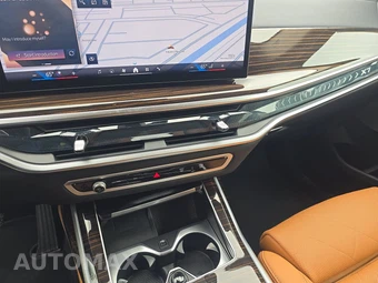 2026 BMW X7 xDrive40i – miniatura 11