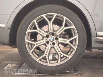 2026 BMW X7 xDrive40i – miniatura 11