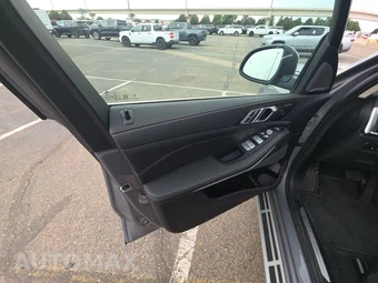 2026 BMW X7 xDrive40i – miniatura 15