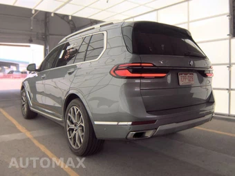 2026 BMW X7 xDrive40i – miniatura 8