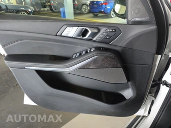 2026 BMW X7 xDrive40i - miniatura 15