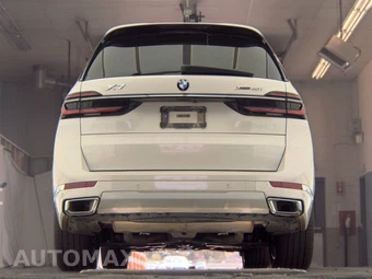 2026 BMW X7 xDrive40i - miniatura 7