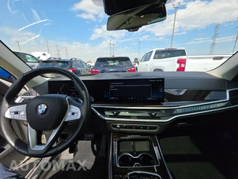 2026 BMW X7 xDrive40i – miniatura 11