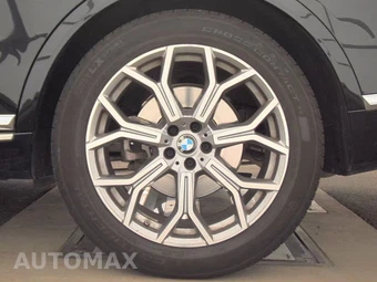2026 BMW X7 xDrive40i – miniatura 12