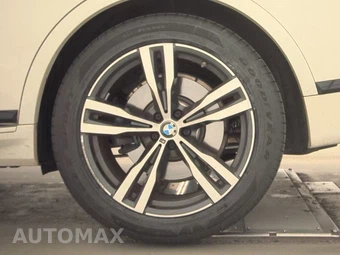 2026 BMW X7 xDrive40i – miniatura 12