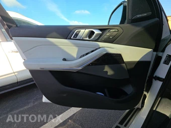 2026 BMW X7 xDrive40i – miniatura 15