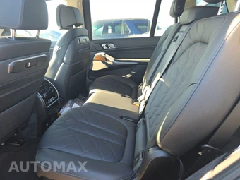 2026 BMW X7 xDrive40i - miniatura 13