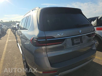 2026 BMW X7 xDrive40i - miniatura 6