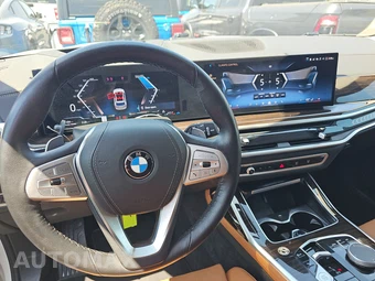 2026 BMW X7 xDrive40i – miniatura 10