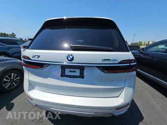 2026 BMW X7 xDrive40i – miniatura 5