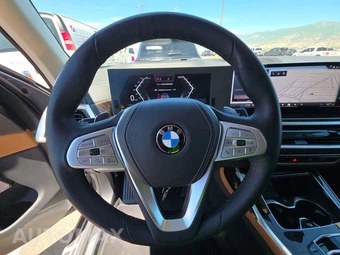 2026 BMW X7 xDrive40i – miniatura 10