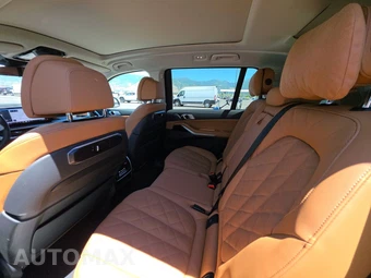 2026 BMW X7 xDrive40i – miniatura 13