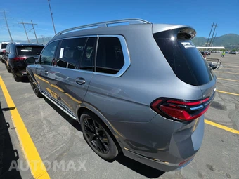 2026 BMW X7 xDrive40i – miniatura 6