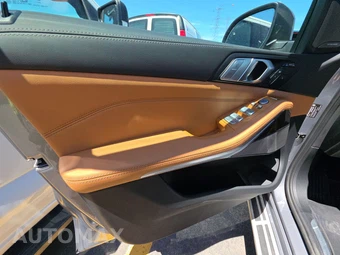 2026 BMW X7 xDrive40i – miniatura 9