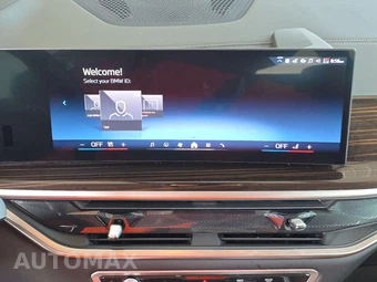 2026 BMW X7 xDrive40i - miniatura 17
