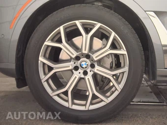 2026 BMW X7 xDrive40i - miniatura 9