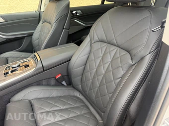 2026 BMW X7 xDrive40i - miniatura 14