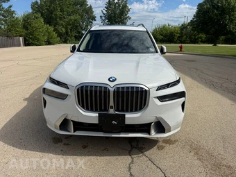 2026 BMW X7 xDrive40i - miniatura 3