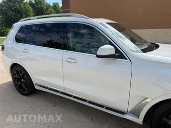 2026 BMW X7 xDrive40i - miniatura 4