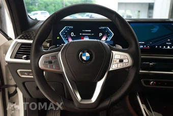 2026 BMW X7 xDrive40i - miniatura 11