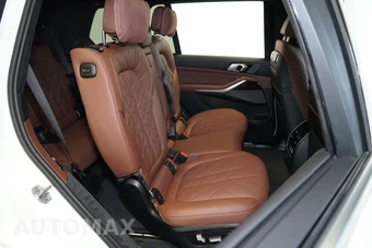 2026 BMW X7 xDrive40i - miniatura 20
