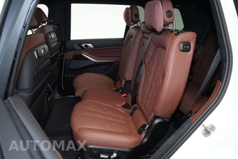 2026 BMW X7 xDrive40i - miniatura 22