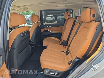 2026 BMW X7 xDrive40i - miniatura 19