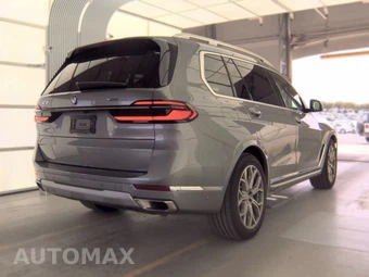 2026 BMW X7 xDrive40i - miniatura 5