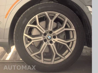 2026 BMW X7 xDrive40i - miniatura 9