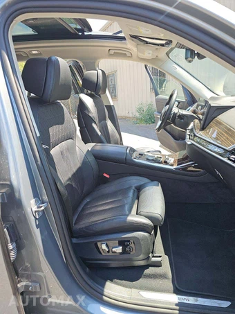 2026 BMW X7 xDrive40i - miniatura 16