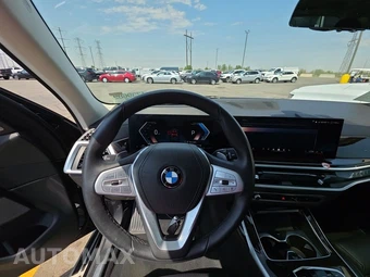 2026 BMW X7 xDrive40i - miniatura 10