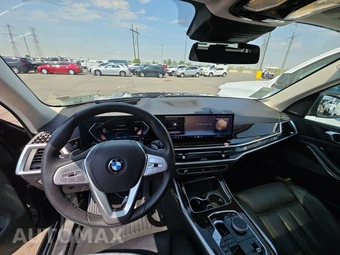 2026 BMW X7 xDrive40i - miniatura 11