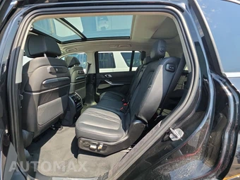 2026 BMW X7 xDrive40i - miniatura 13