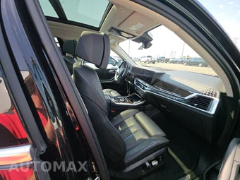 2026 BMW X7 xDrive40i - miniatura 8