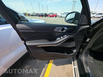 2026 BMW X7 xDrive40i - miniatura 9