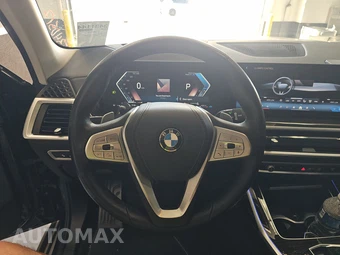 2026 BMW X7 xDrive40i - miniatura 10