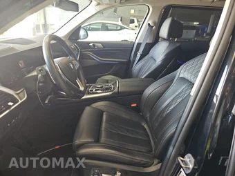 2026 BMW X7 xDrive40i - miniatura 7