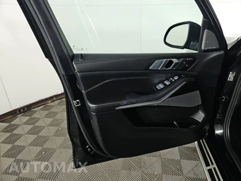 2026 BMW X7 xDrive40i - miniatura 9