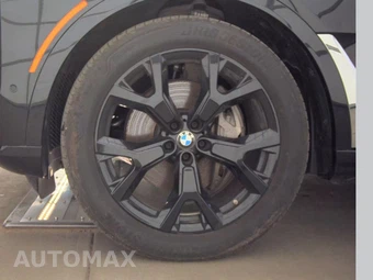2026 BMW X7 xDrive40i – miniatura 9