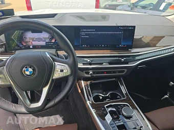 2026 BMW X7 xDrive40i – miniatura 11